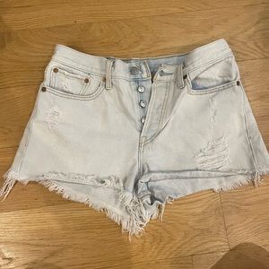 Levi cut off shorts